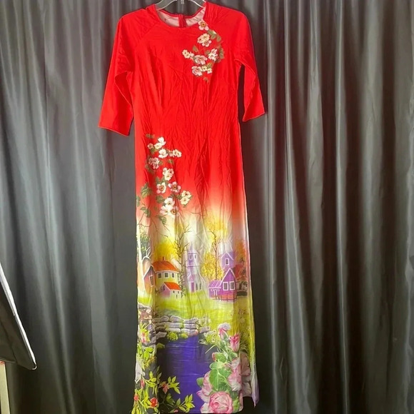 Red Geisha‎ Outfit - Picture 1 of 3